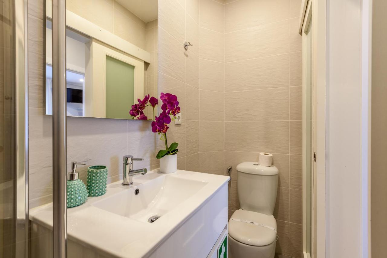 Flamingo Apartment In City Center - Minho'S Guest Braga Exteriör bild
