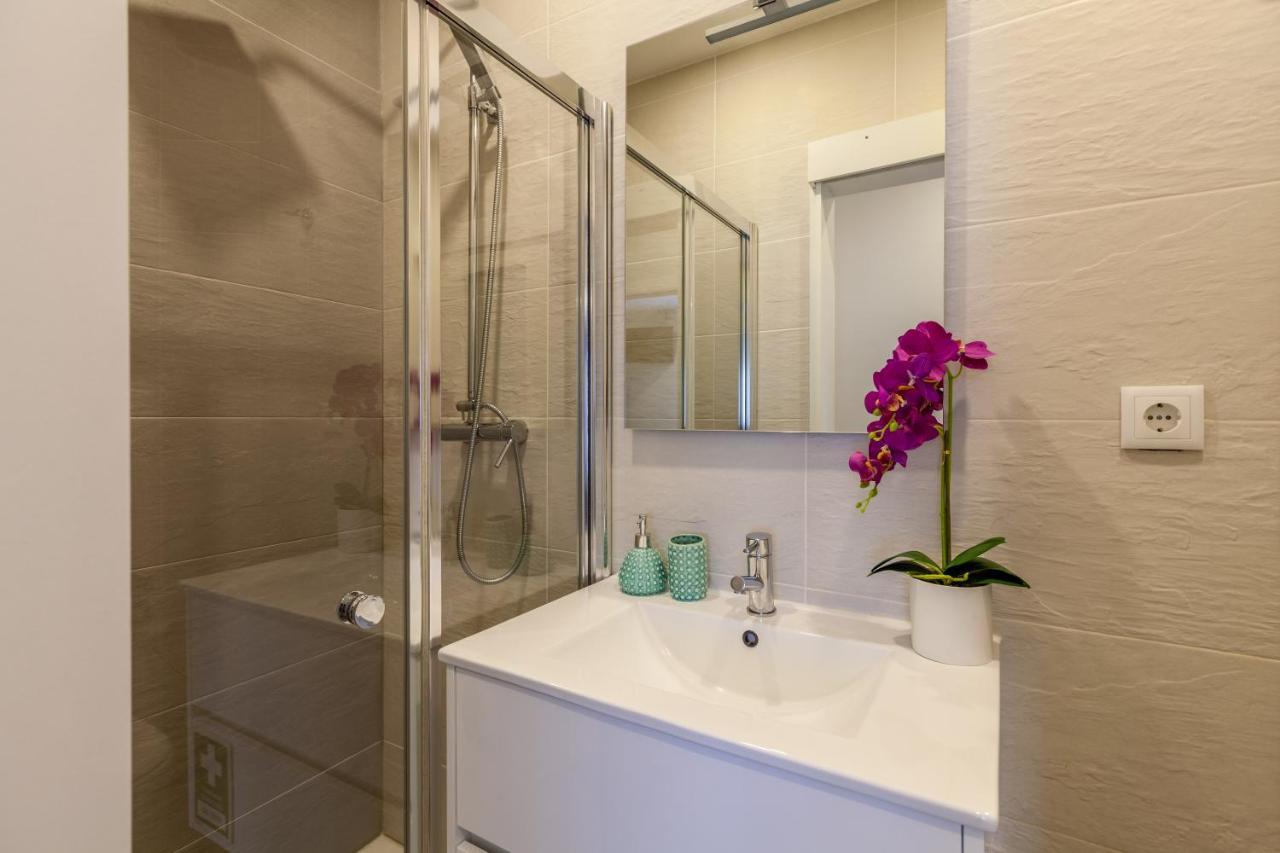 Flamingo Apartment In City Center - Minho'S Guest Braga Exteriör bild