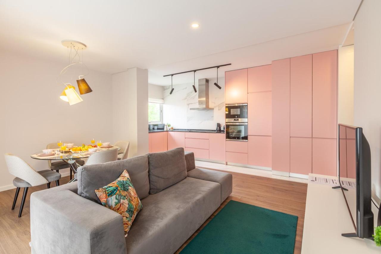 Flamingo Apartment In City Center - Minho'S Guest Braga Exteriör bild